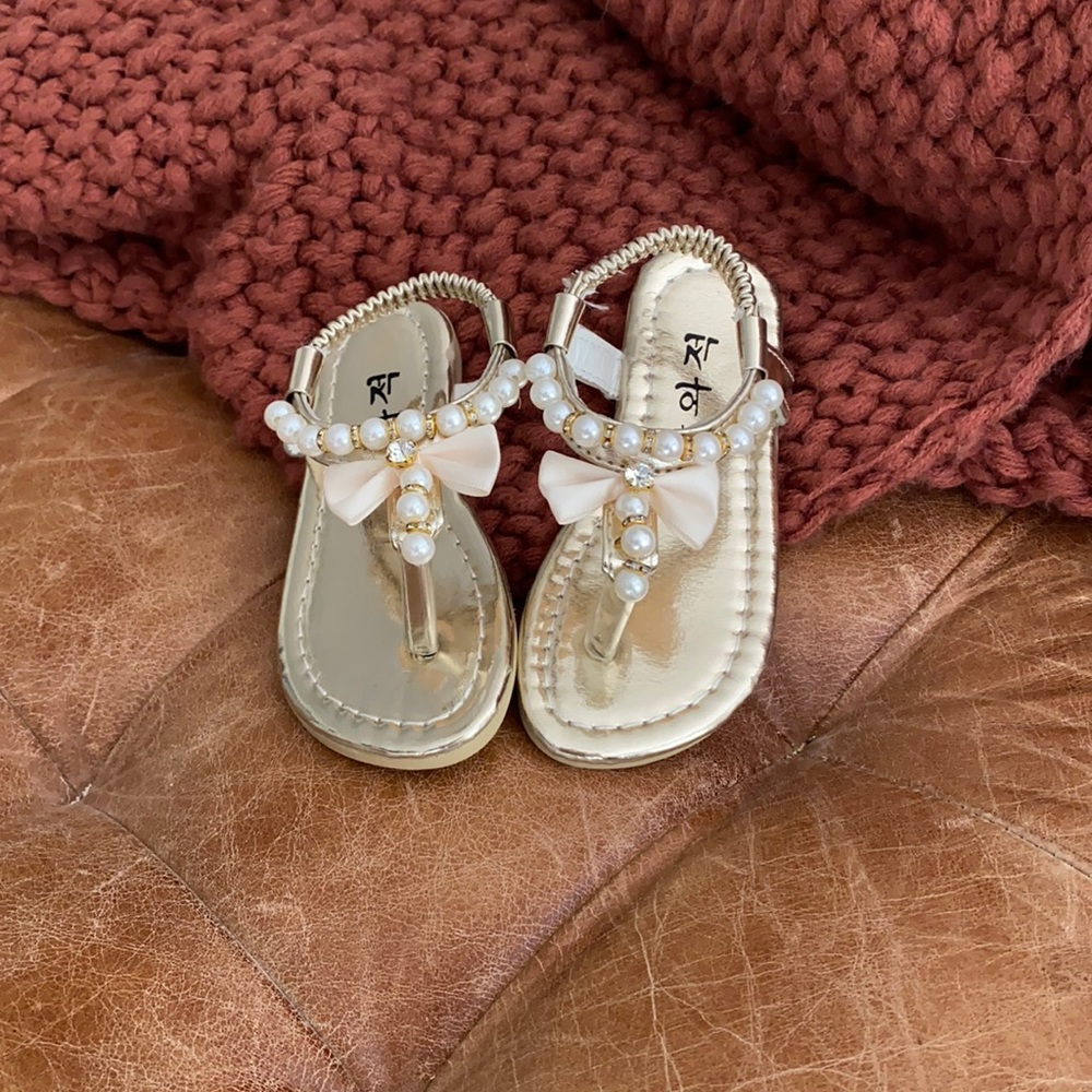 NEW toddler girls sandals 2-3T